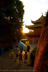 Sunset at Nanputuo Si